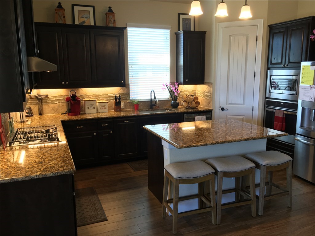103 Pink Granite Blvd Dripping Springs Tx 78620 Moreland